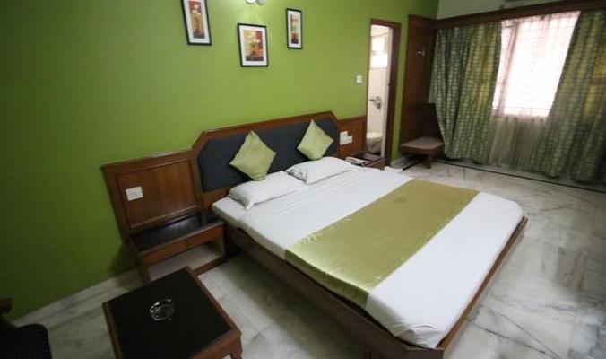 Adarsh Inn